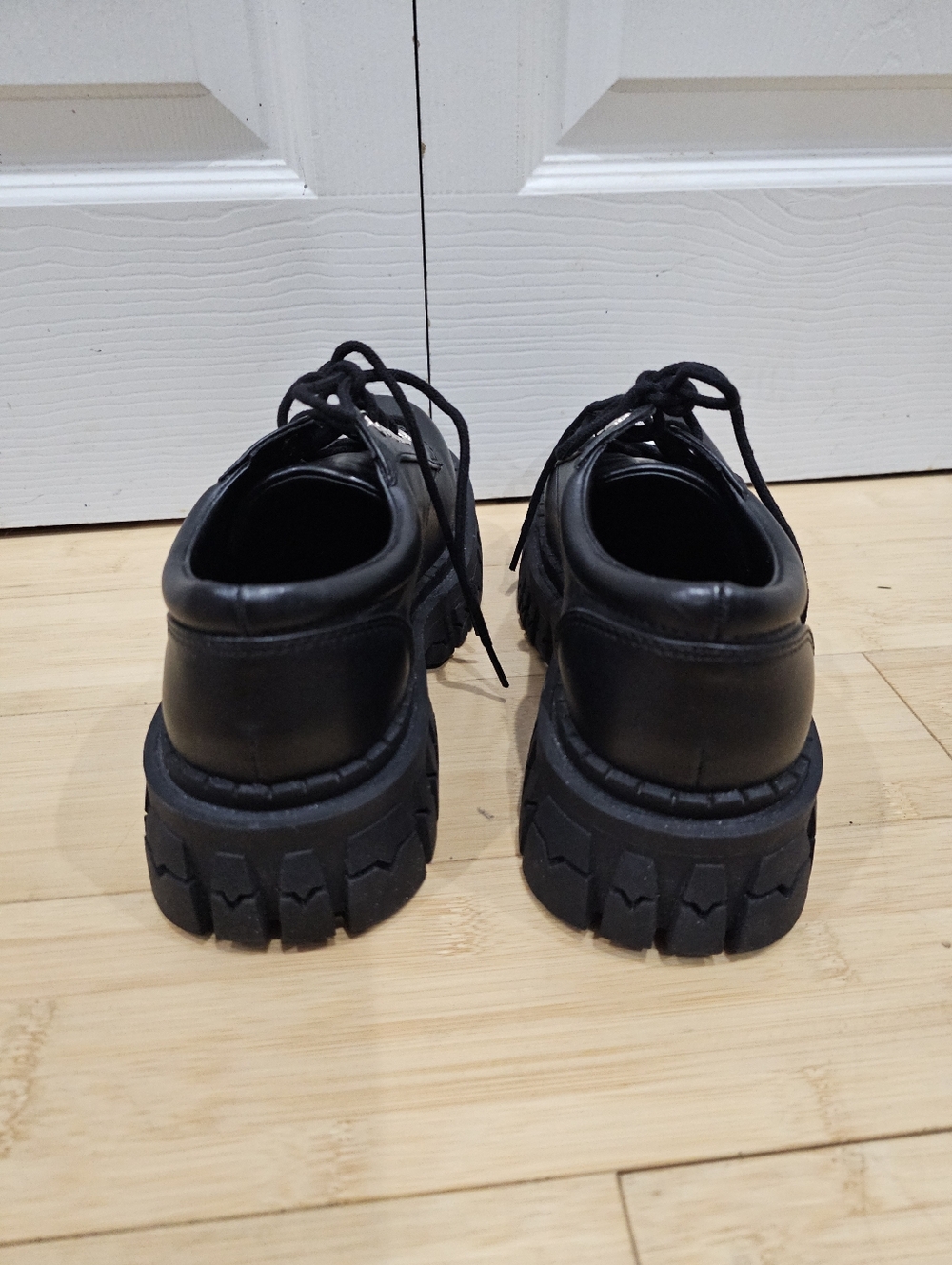 Dolls Kill Delia's Black Corporate Goth Faux Leather Teen Craft Oxford Shoes 8 - Picture 2 of 12